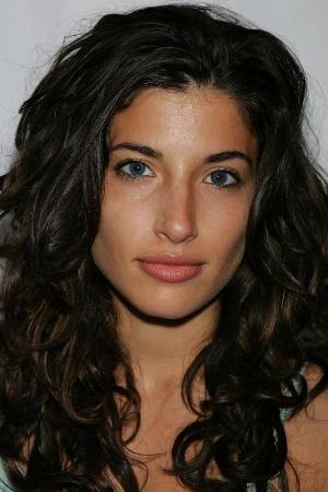 Tania Raymonde