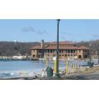 Lake Geneva: Harbor House