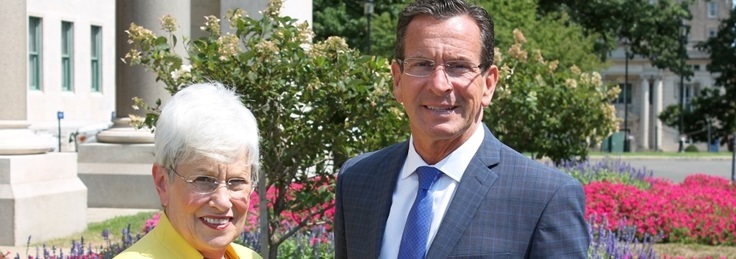 Governor Malloy shakes hands with a worker at Sikorsky in Stratford