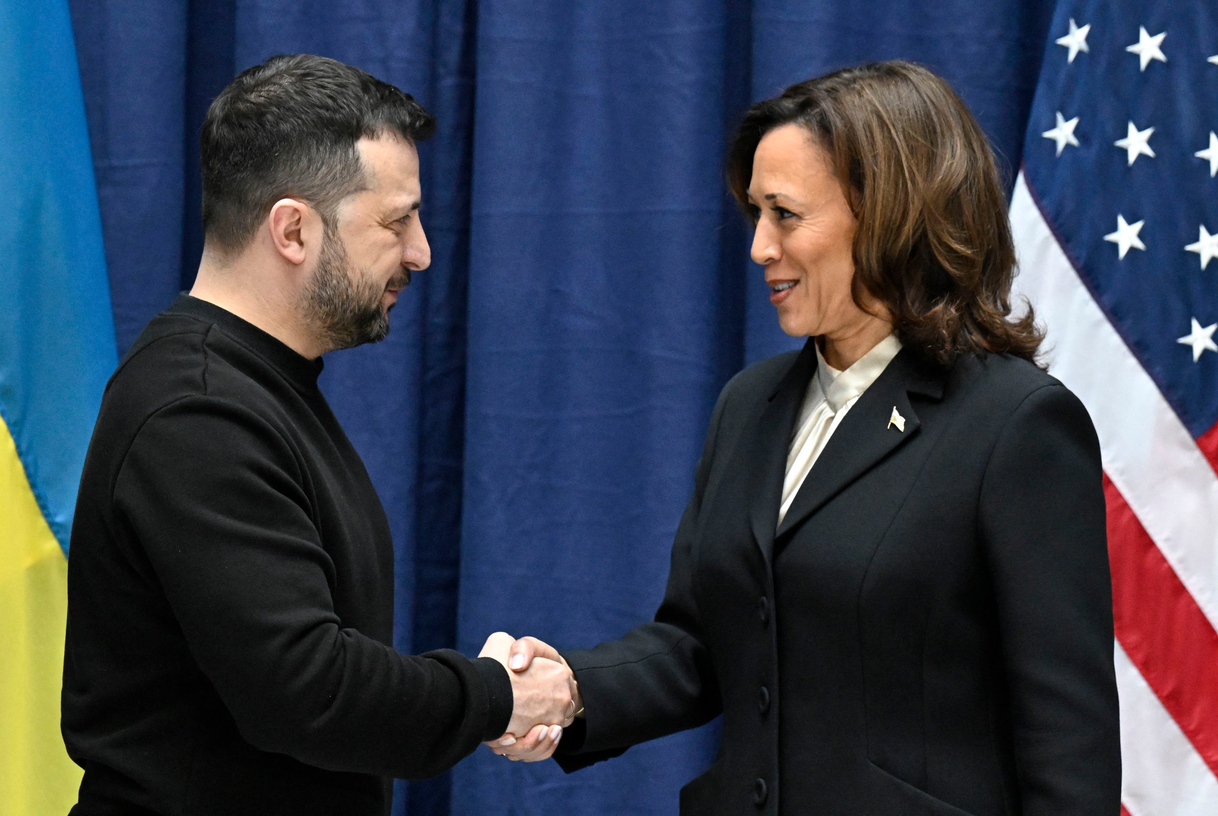 The guessing game over Kamala Harris’s foreign policy