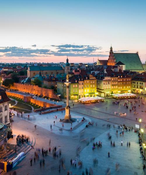 Una bonita panorámica de Varsovia, que queda cerca de Aeropuerto de Radom-Sadków