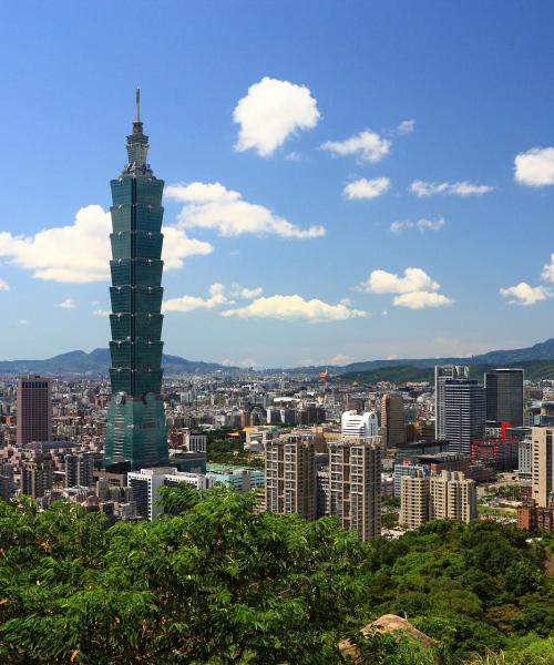 Una bellissima vista di Taipei, dove l'aeroporto principale è Aeroporto di Taipei-Taoyuan