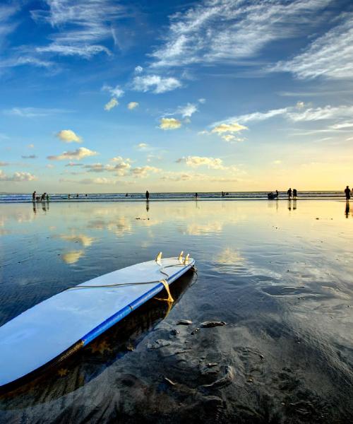 Pemandangan indah Kuta (kota populer di kalangan para pengguna kami)