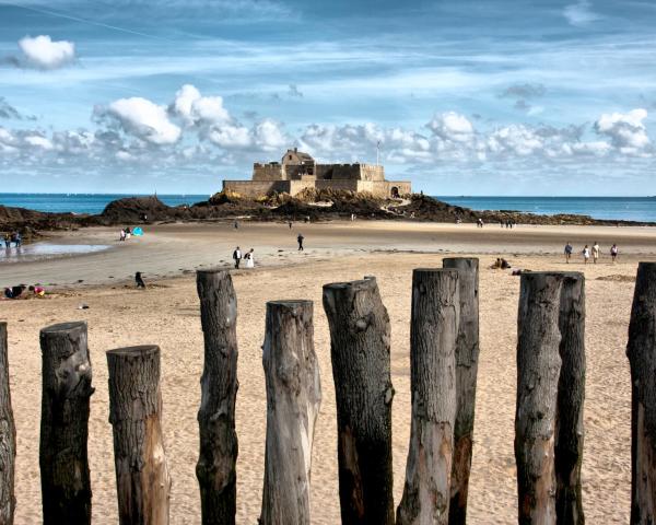 Maynila → Saint Malo