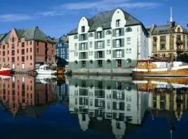 Hotel Brosundet, hotel in Ålesund