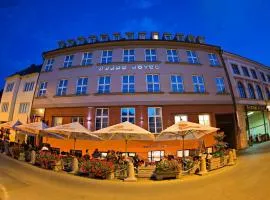 Grand Hotel Trenčin, khách sạn ở Trenčín