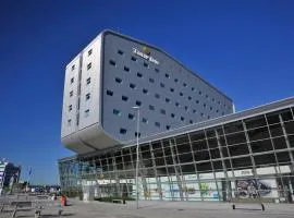 Tulip Inn Eindhoven Airport, hotel u Ajndhovenu