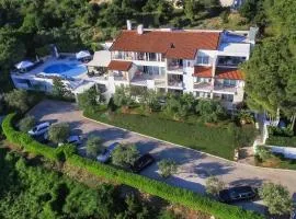 Hotel Villa Annette: Rabac şehrinde bir otel