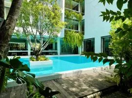 POR Daowadung NO PARKING, hotel en Chiang Mai