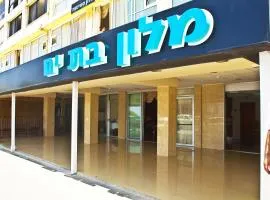 Hotel Suites Bat Yam, hotel i Bat Yam