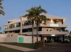 Ocean International Hotel, hotel i Mackay