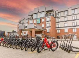 Quality Inn & Suites, hotel in Victoriaville