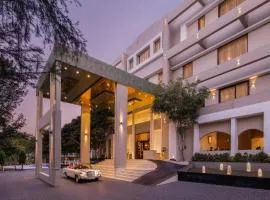 Essentia Luxury Resort & Spa Udaipur, hotel u gradu Udajpur