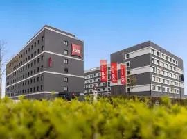 ibis Duesseldorf Airport โรงแรมในดุสเซลดอร์ฟ