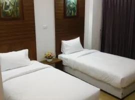 The SR Residence Lampang, hotel v mestu Lampang