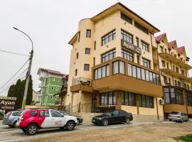 Hotel-Restaurant Ayan Piatra Neamt, khách sạn ở Piatra Neamţ