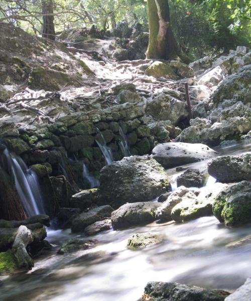 Kolymbia şehrindeki en çok ziyaret edilen simge yapılardan biri. 