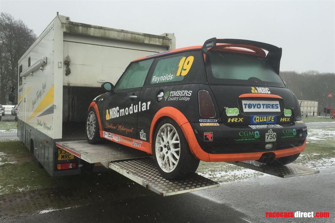 mini-race-car-r53