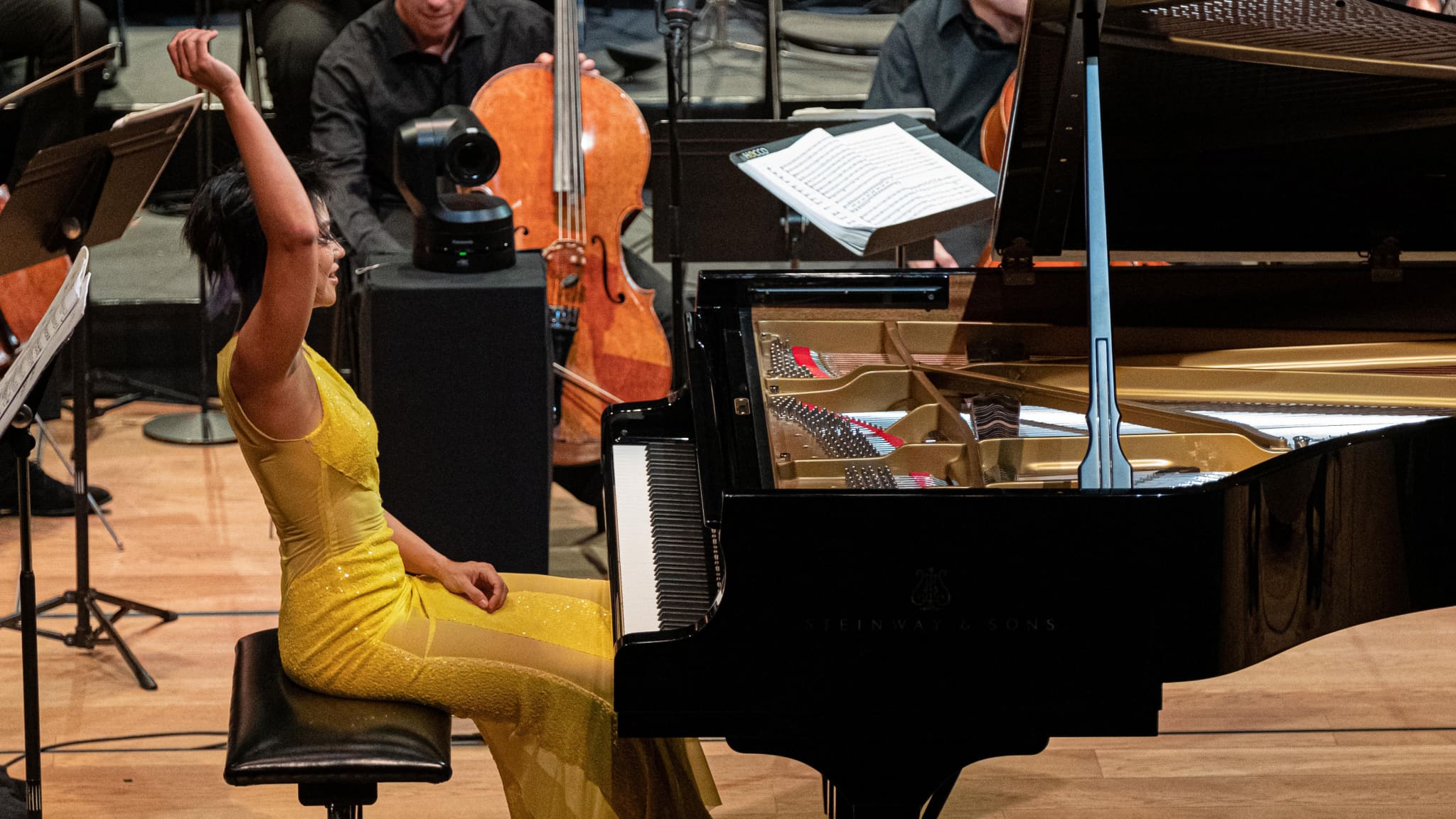 Yuja Wang plays Rachmaninoff's Piano Concerto No. 2