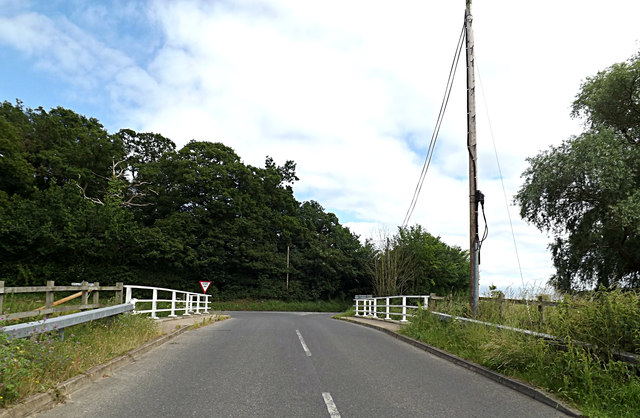 Approaching the B1066 Lower Street