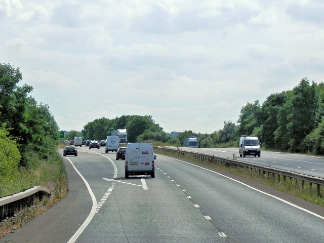 Southbound A34, Exit at Peartree Junction