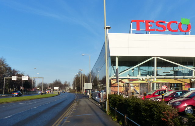 Tesco superstore along Narborough Road North