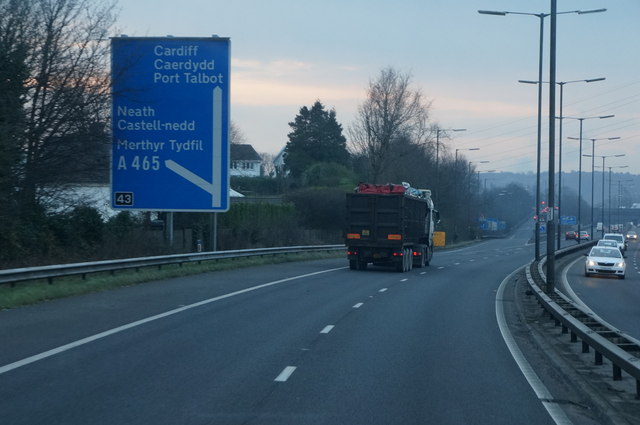 M4 eastbound at junction 43 © Ian S cc-by-sa/2.0 :: Geograph Britain ...