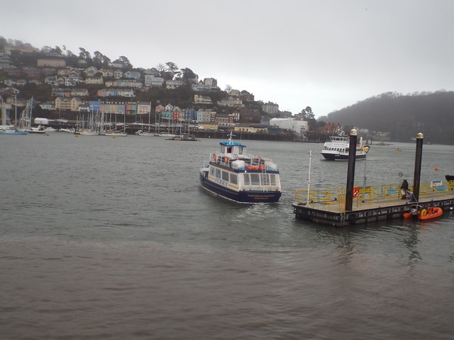 Ferry leaving Dartmouth