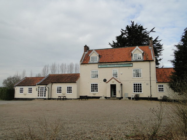 'The White Lion' public house at Wheatacre