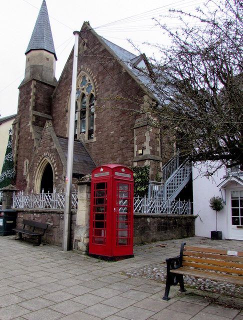 Grade II listed phonebox, Twyn Square, Usk