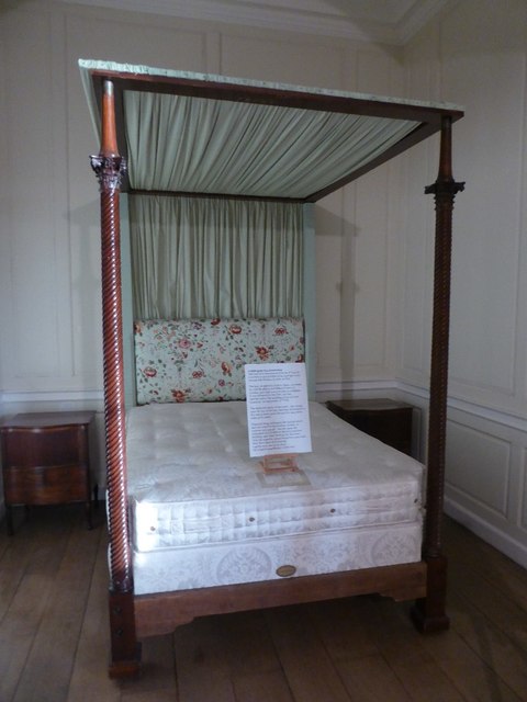 Mahogany fourposter bed, Croome Court