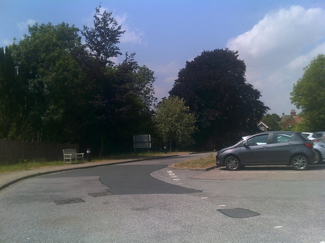 Entrance Road of Cutlers Hill Surgery