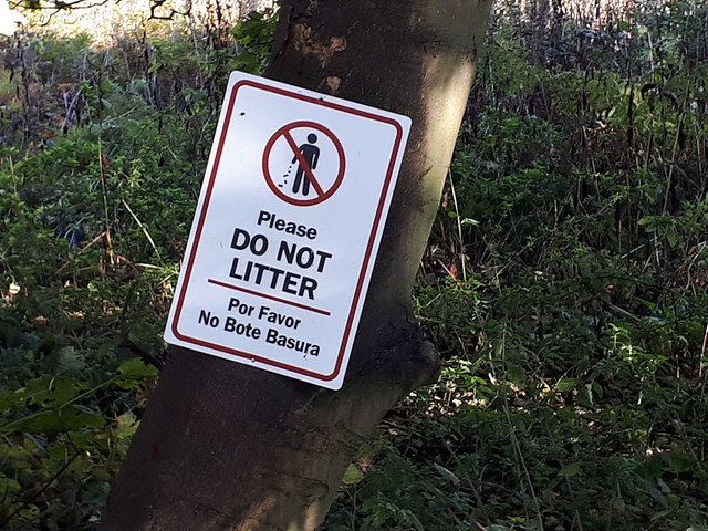 Bilingual sign in Pudsey