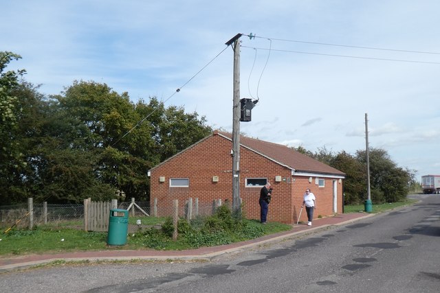 Toilet block in lay-by by A17