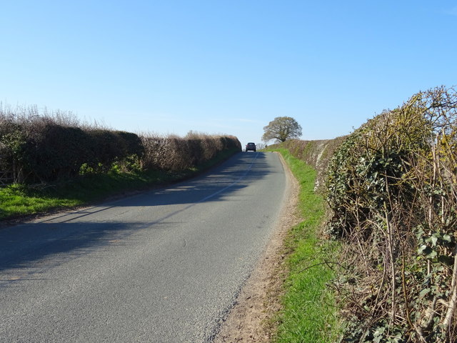 Minor road towards Bettonfield and Shrewsbury