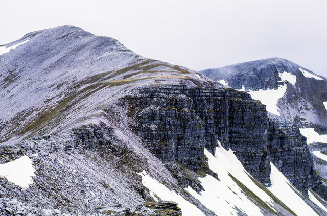 Rock buttresses along ridge of Stob Coire an Laoigh