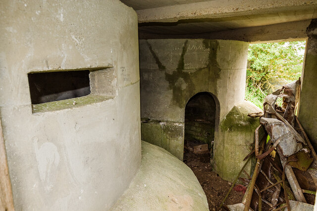 WWII Gloucestershire: RAF Southrop - Airfield Sub Site No. 1 - Double Norcon Pillbox (3)