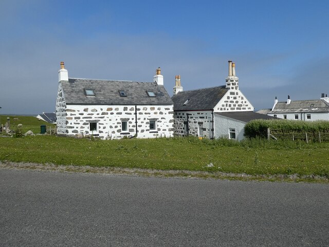 Tiree - Scarinish - Stone and whitewash houses