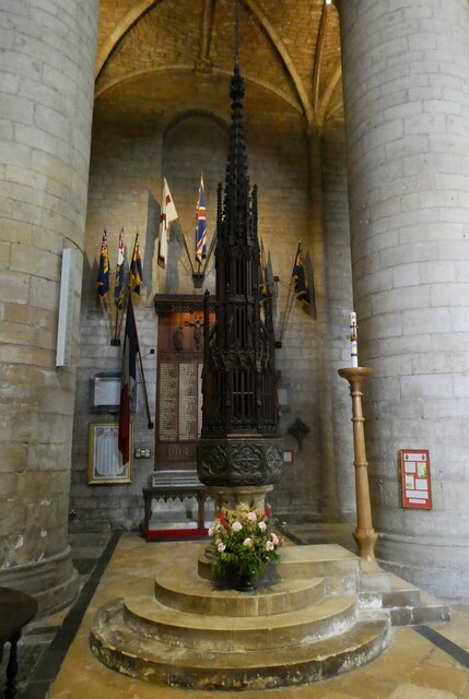 Tewkesbury Abbey - Font and cover