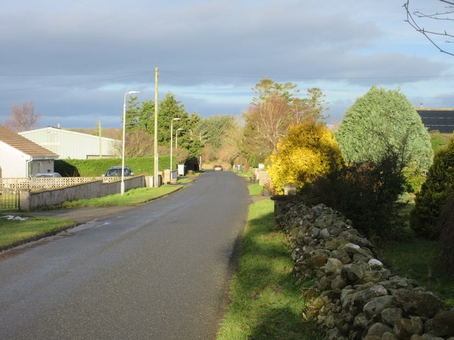 Road in Ythanbank