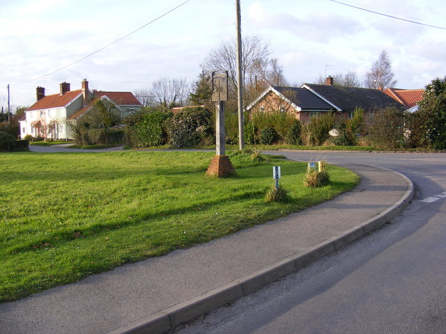 Bedfield Village Sign