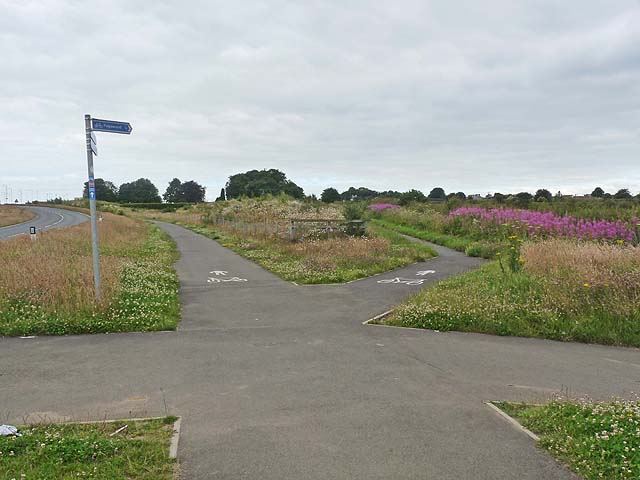 Cycleway junction near Pegswood