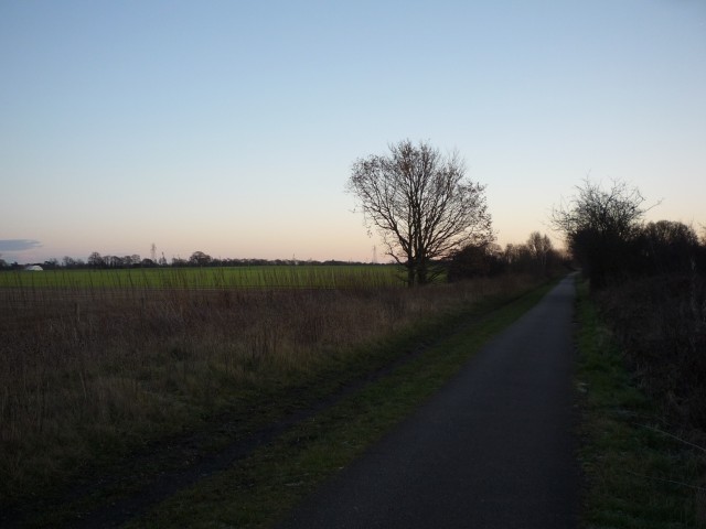 Cycle path to Selby