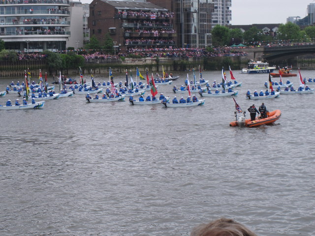 Diamond Jubilee Pageant - sea cadets U-turn and re-form