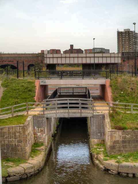 Manchester, Bolton and Bury Canal, Salford