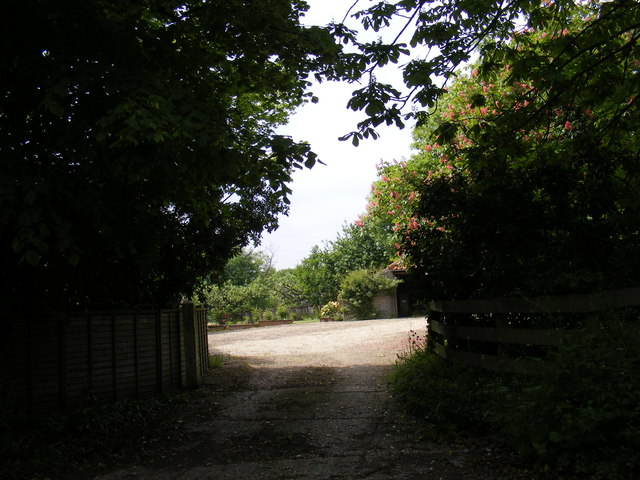 Entrance to Pastures Farm