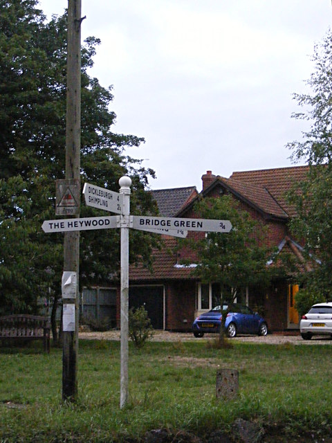 Roadsign on Hall Road