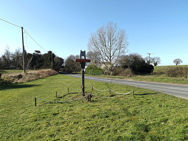 Mettingham Village sign & B1062 Watch House Hill