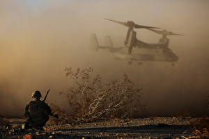 Picture Soldier Convertiplane Landing operation Army Aviation