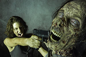 Sfondi desktop The Walking Dead Zombi Pistole Lauren Cohan Maggie Film Fantasy Celebrità Ragazze